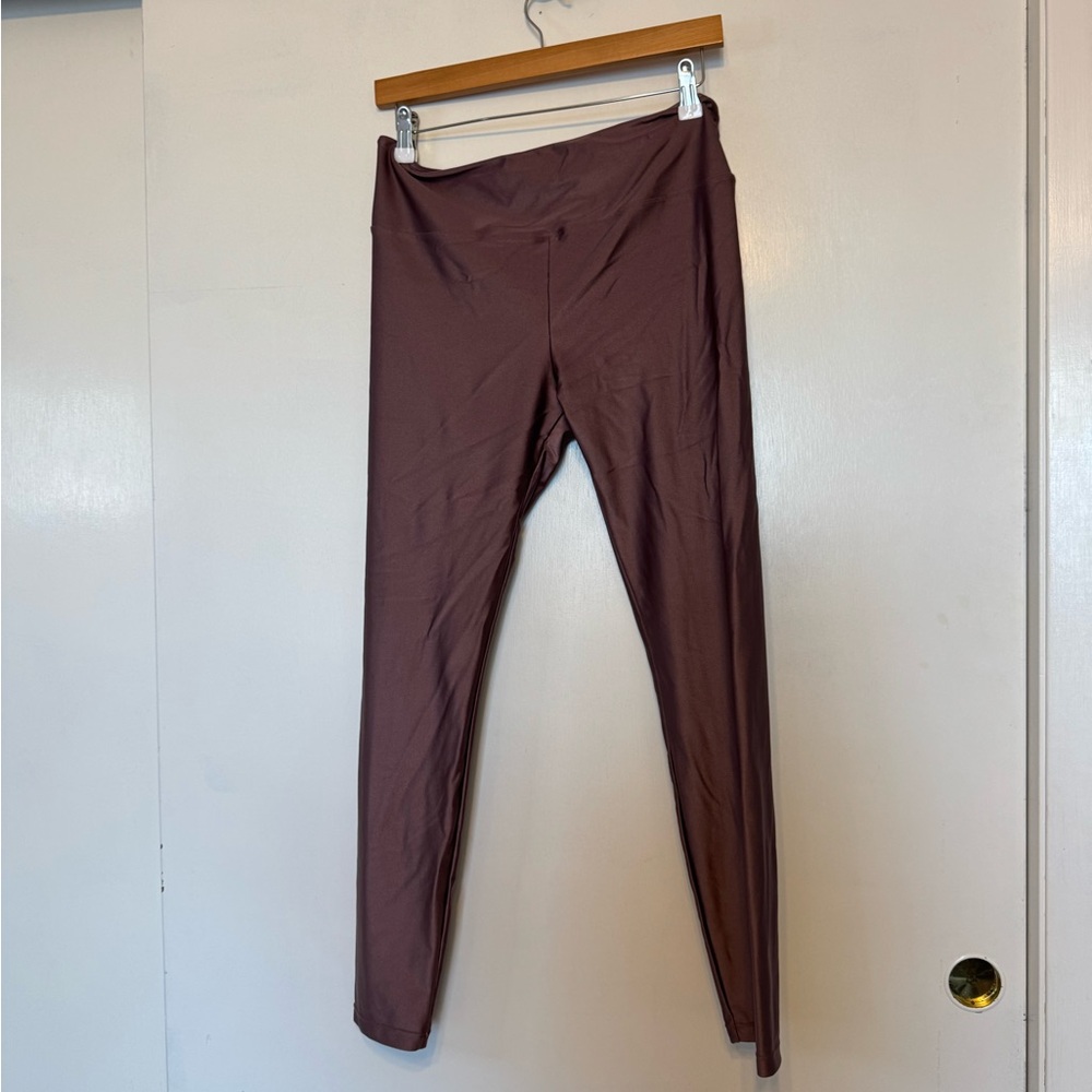 Fornia Women's Shiny High Rise Leggings